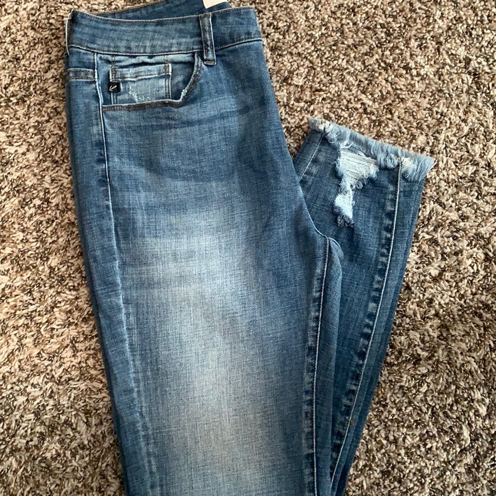 KanCan raw hem jeans